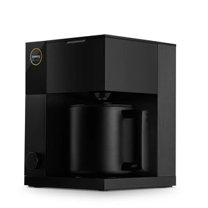 Svart kaffetrakter med moderne design for presisjon, del av Kaffetrakter, EspressoGear, Siste nytt, alt om kaffe.