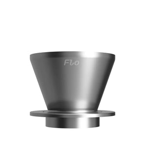 Stilren pour over i rustfritt stål med presis flytkontroll, del av Varia, håndbrygger, alt om kaffe.