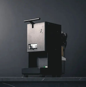 Aroma E.GO – Bærbar italiensk espressomaskin for pods - Barista og Espresso