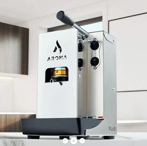 Aroma Plus+ – Kompakt italiensk espressomaskin for pods - Barista og Espresso