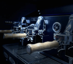 La Nuova Era Altea Anniversario 2 - grupp Kommersiell espressomaskin - Barista og Espresso